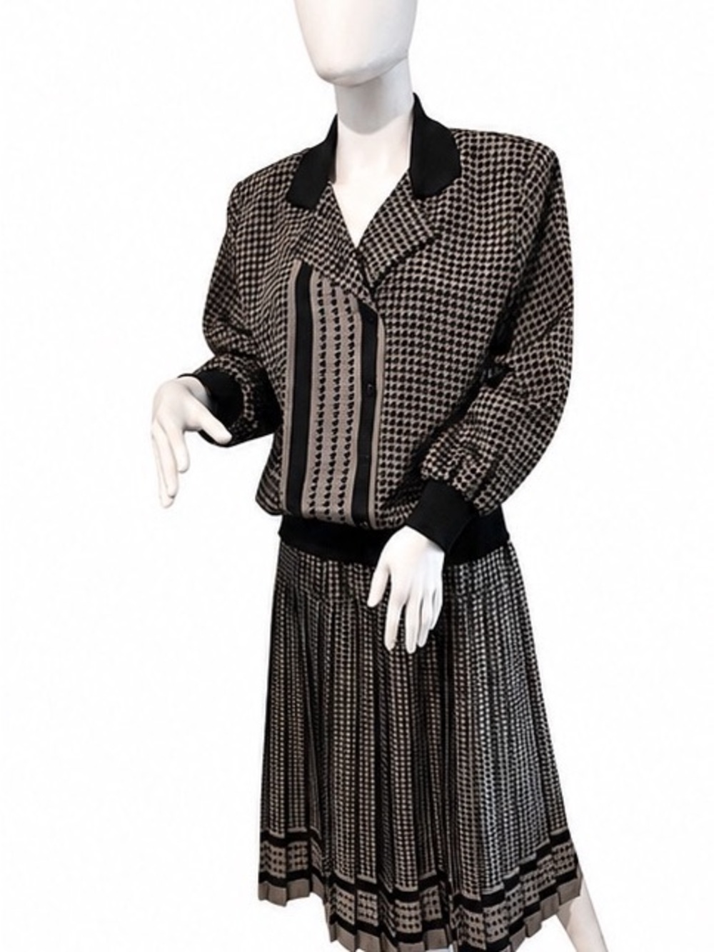 Vintage Nu-Mode Toronto 2-Piece Houndstooth Jacket & Pleated Skirt Size 12